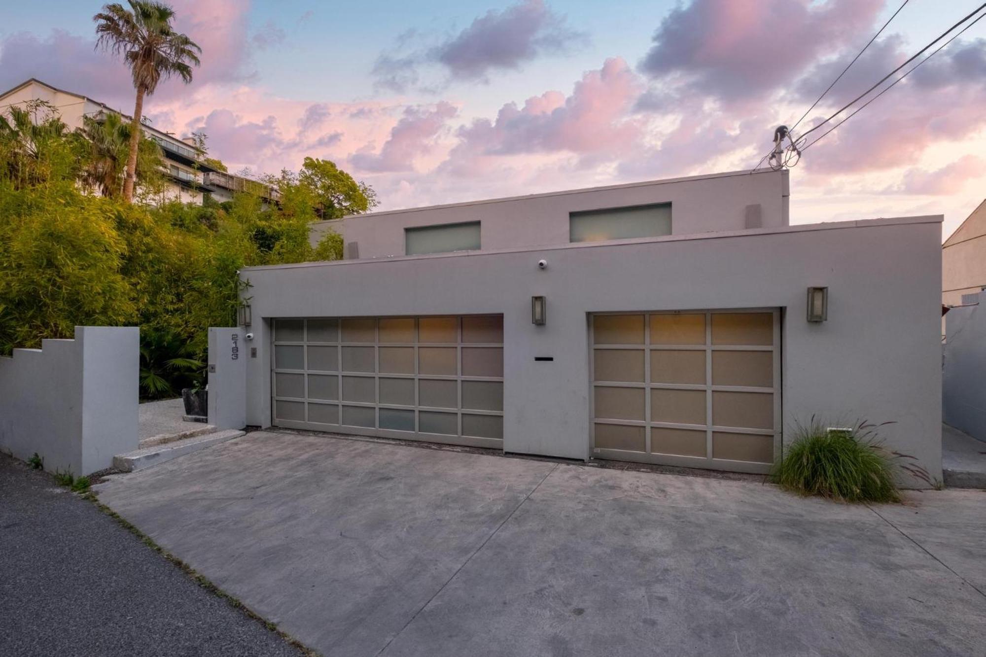 Hollywood Hills Modern Sanctuary-Jaw Dropping View Villa - Los Angeles, Los Angeles